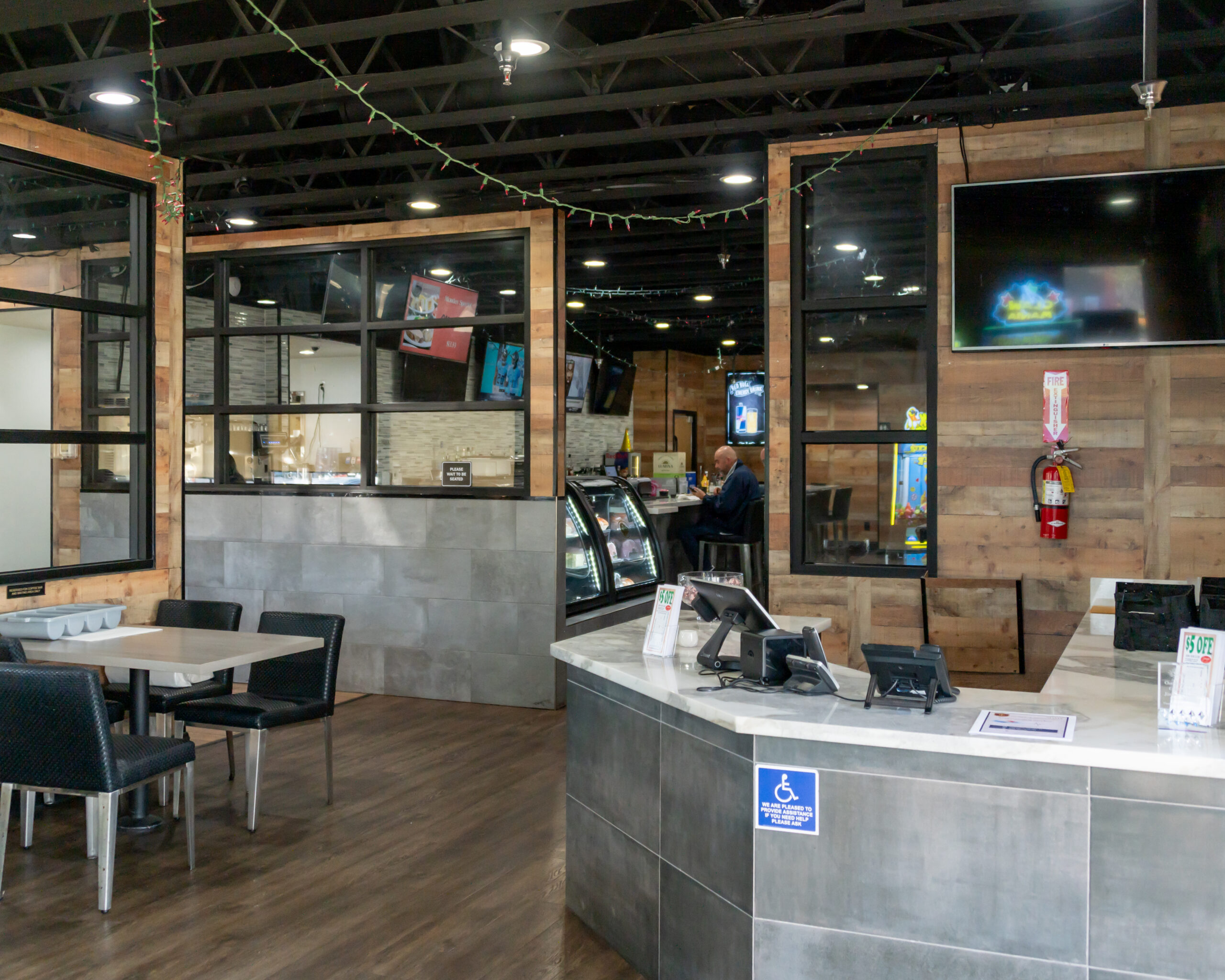 Jimmy's of Santee interior seating